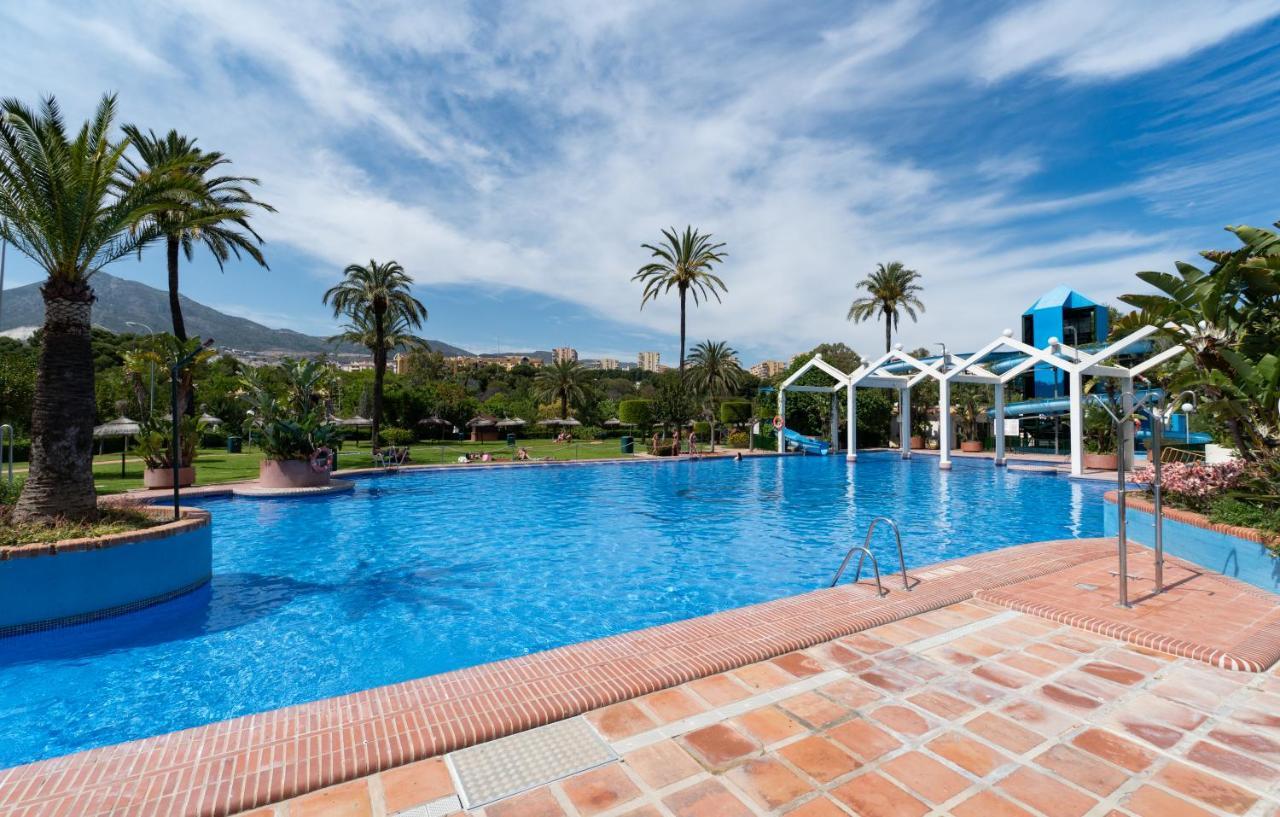 Benalbeach Benalmádena Esterno foto